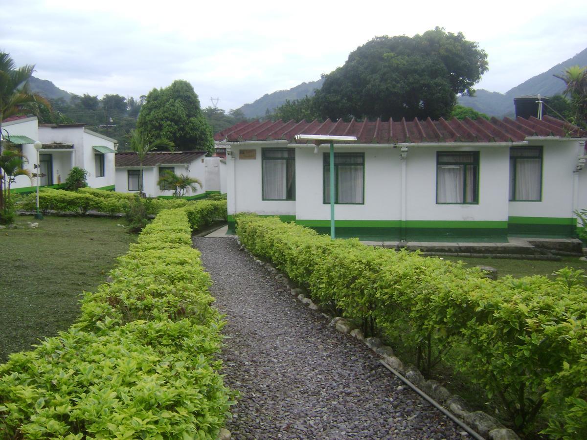 Servituristicos La Esmeralda Hotel Santa Maria Exterior photo